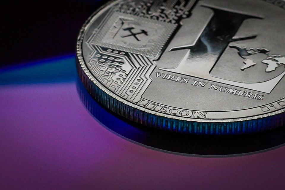 The Future of Money: How Digital Currencies are Redefining Value in a Digital Age